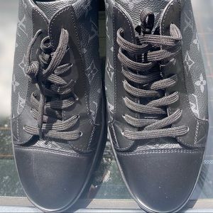 Authentic Louis Vuitton classy shoes